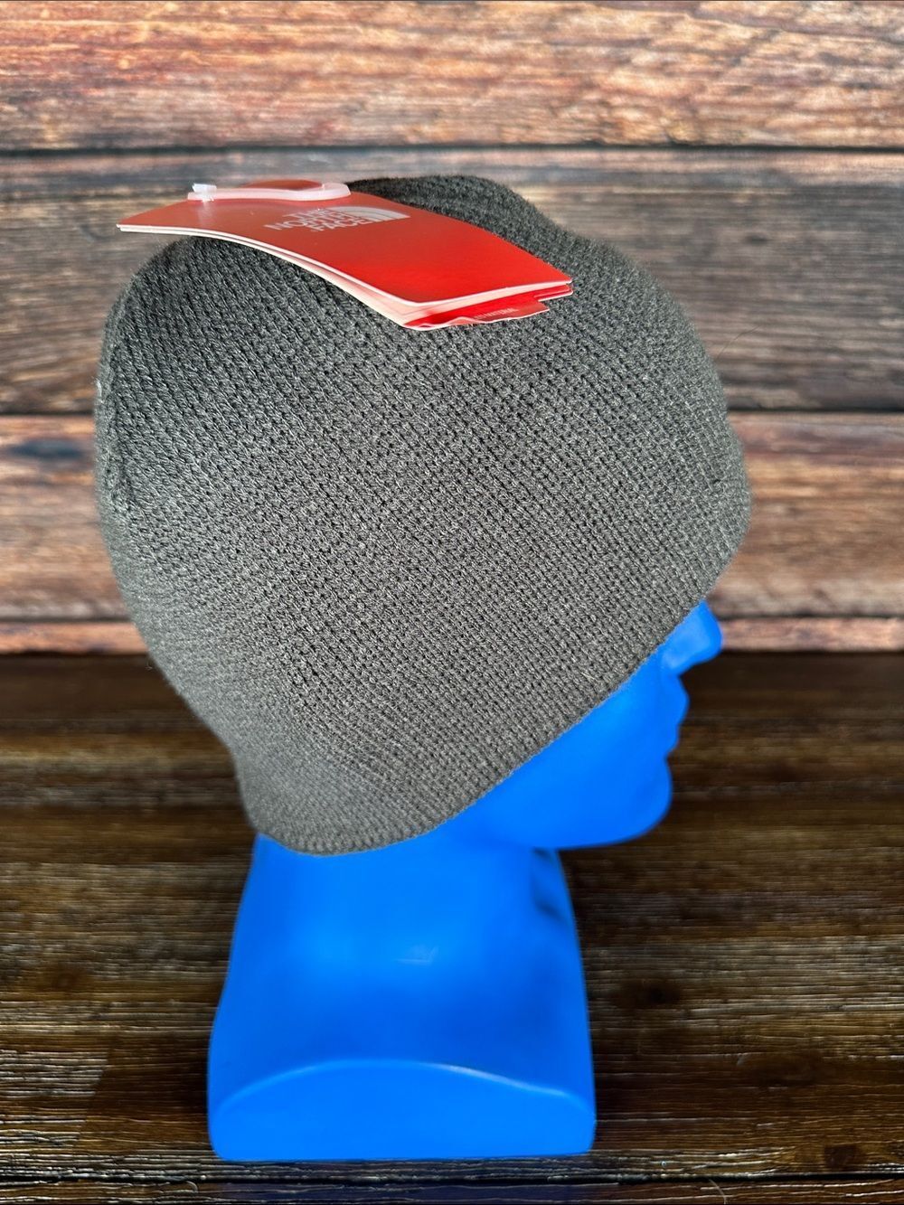 The North Face Gray Ribbed Knit Beanie with Logo - Picture 4 of 6